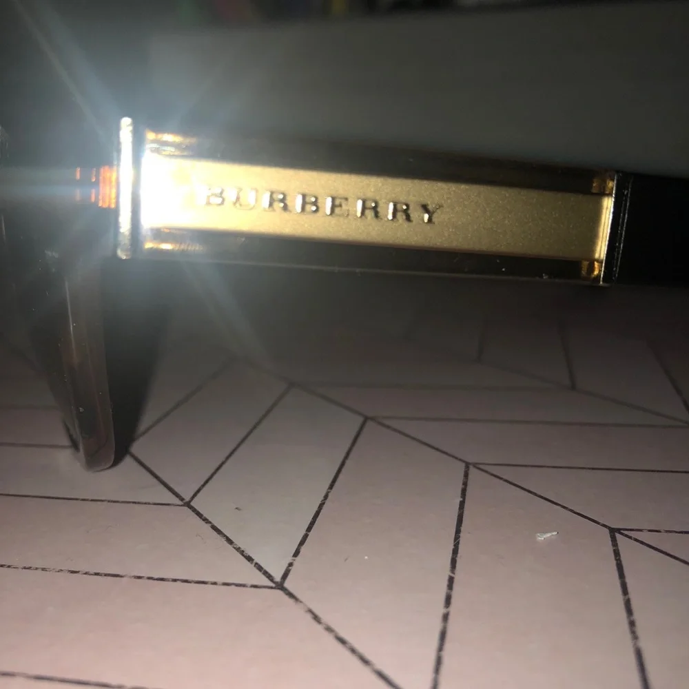 Burberry Sunglasss - Picture 3 of 7